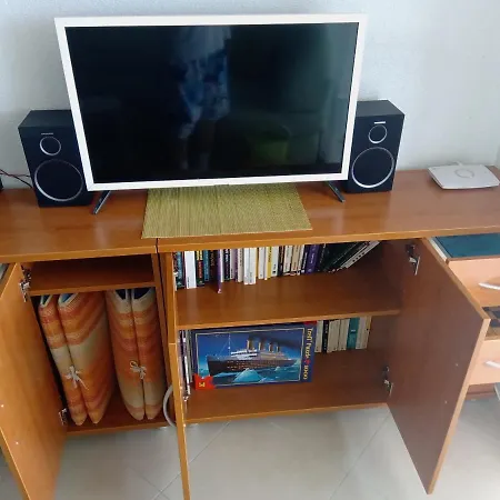 Thorsten Apartment *